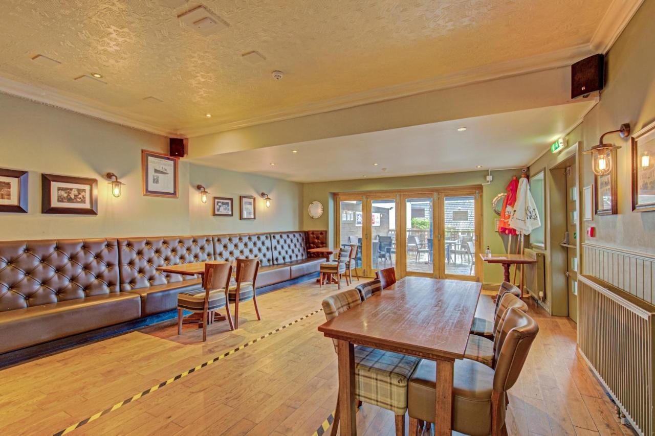 Kinloch Arms Hotel Carnoustie Exteriör bild